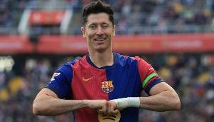 金沙官方网站-莱万：亚马尔这种球员可能十年才出现一次，就像梅西和C罗一样